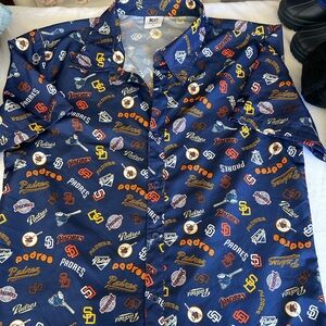 San Diego Padres  button up youth large Blue
